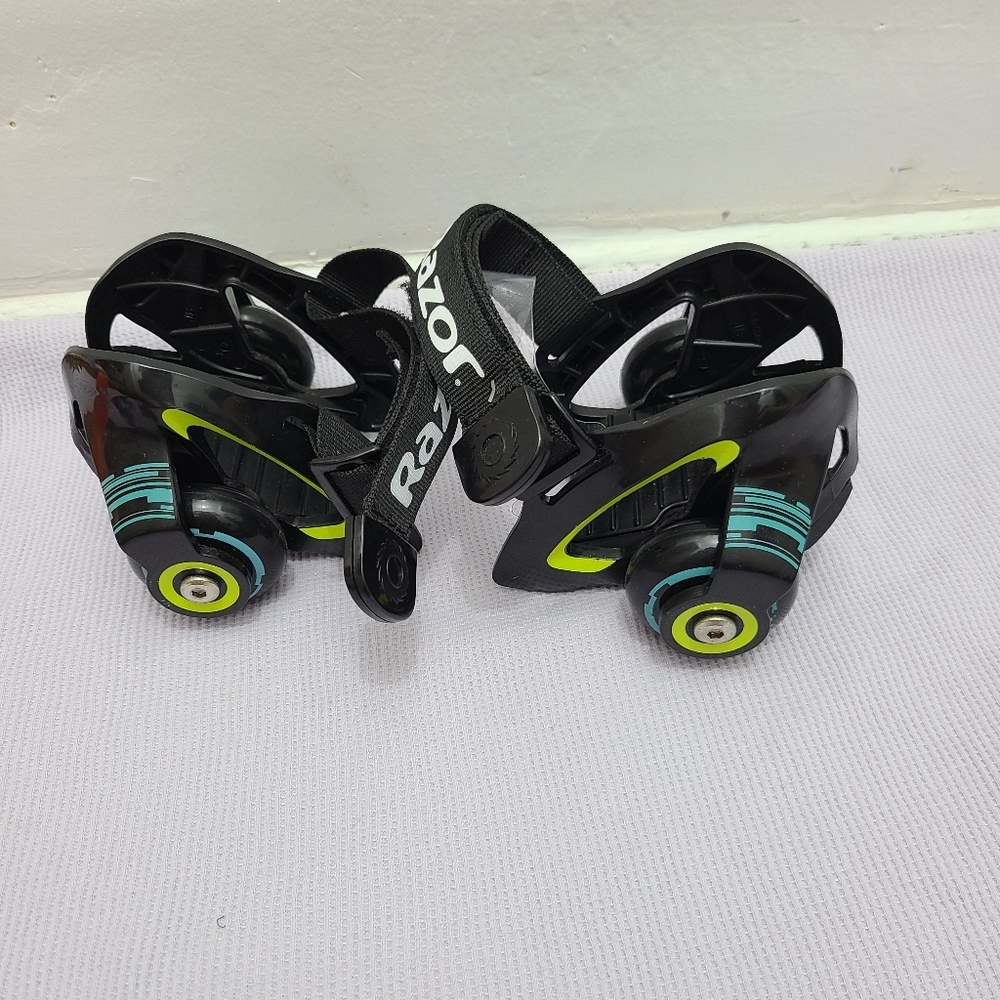 Razor Jetts & Jetts DLX Heel Wheels COMPLETE with Optional Spark Pads​ - Picture 4 of 7